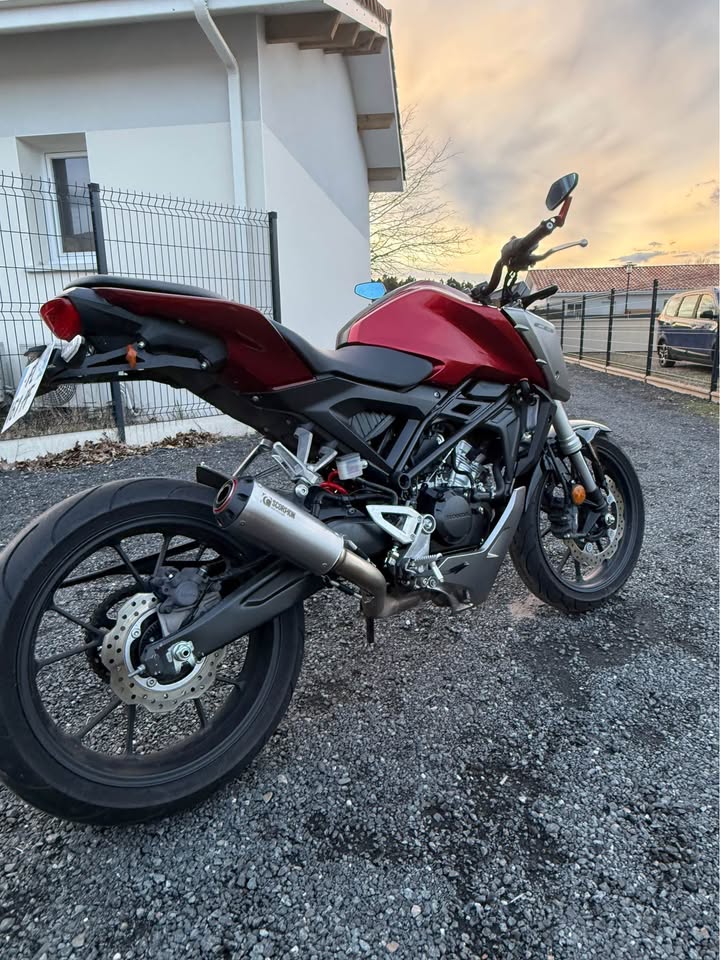 Honda CB 125 R
