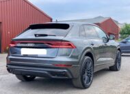 Audi Q8  55 TFSI e quattro 2x S-LINE
