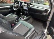 Toyota Hilux D-4D 150 ch X-Cab 4WD