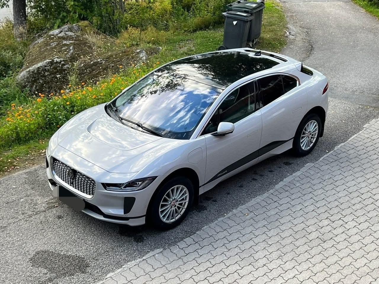 Jaguar I-PACE EV400 Borasco