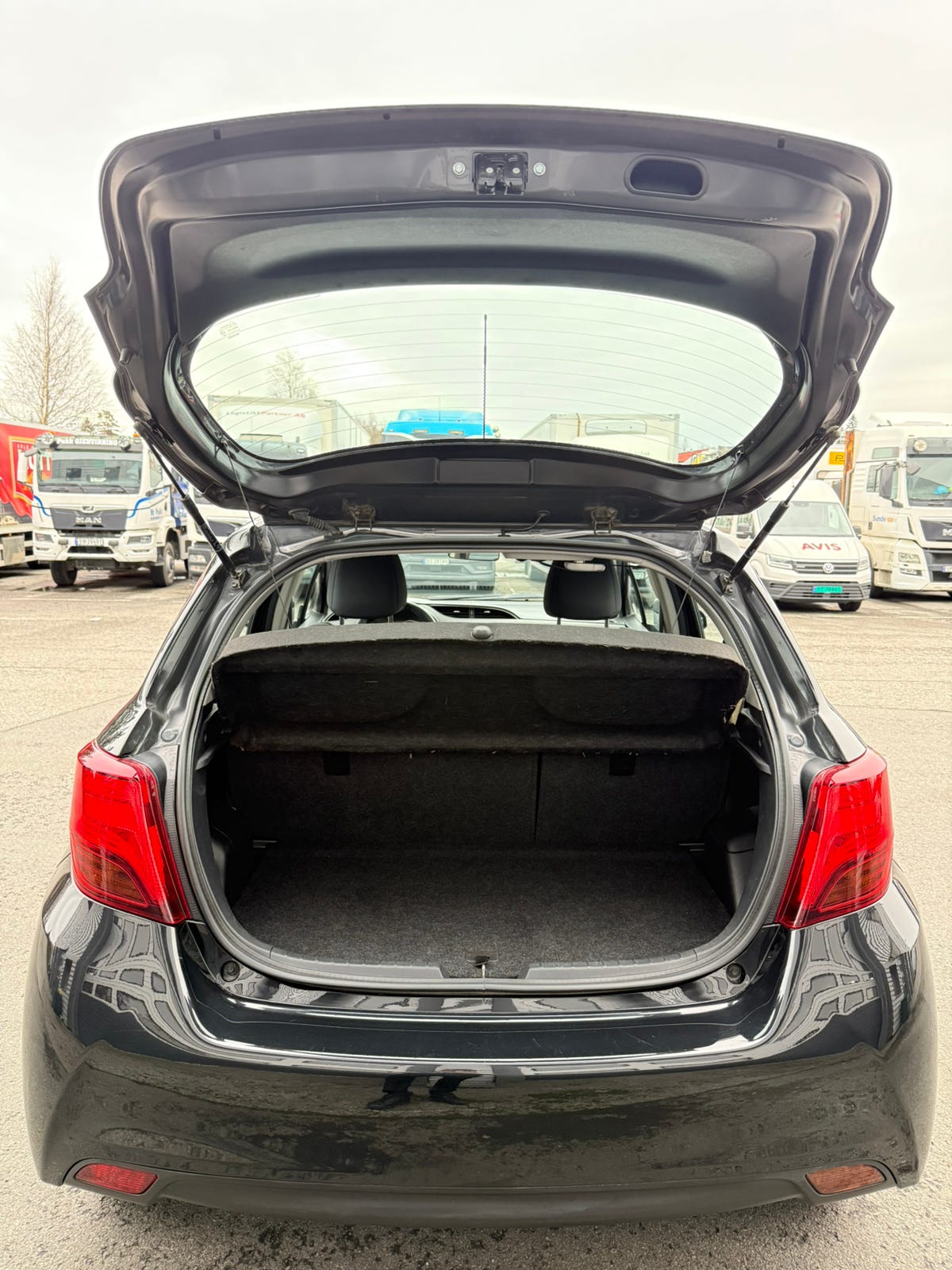 Toyota Yaris Hybride 100h Attitude