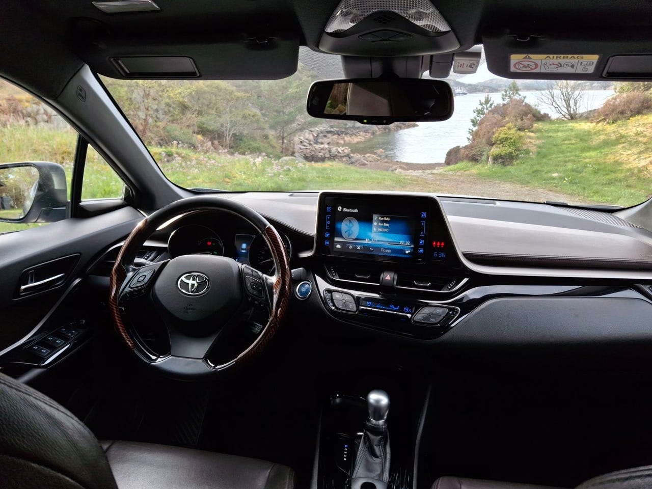 Toyota chr collection 2WD E-CVT